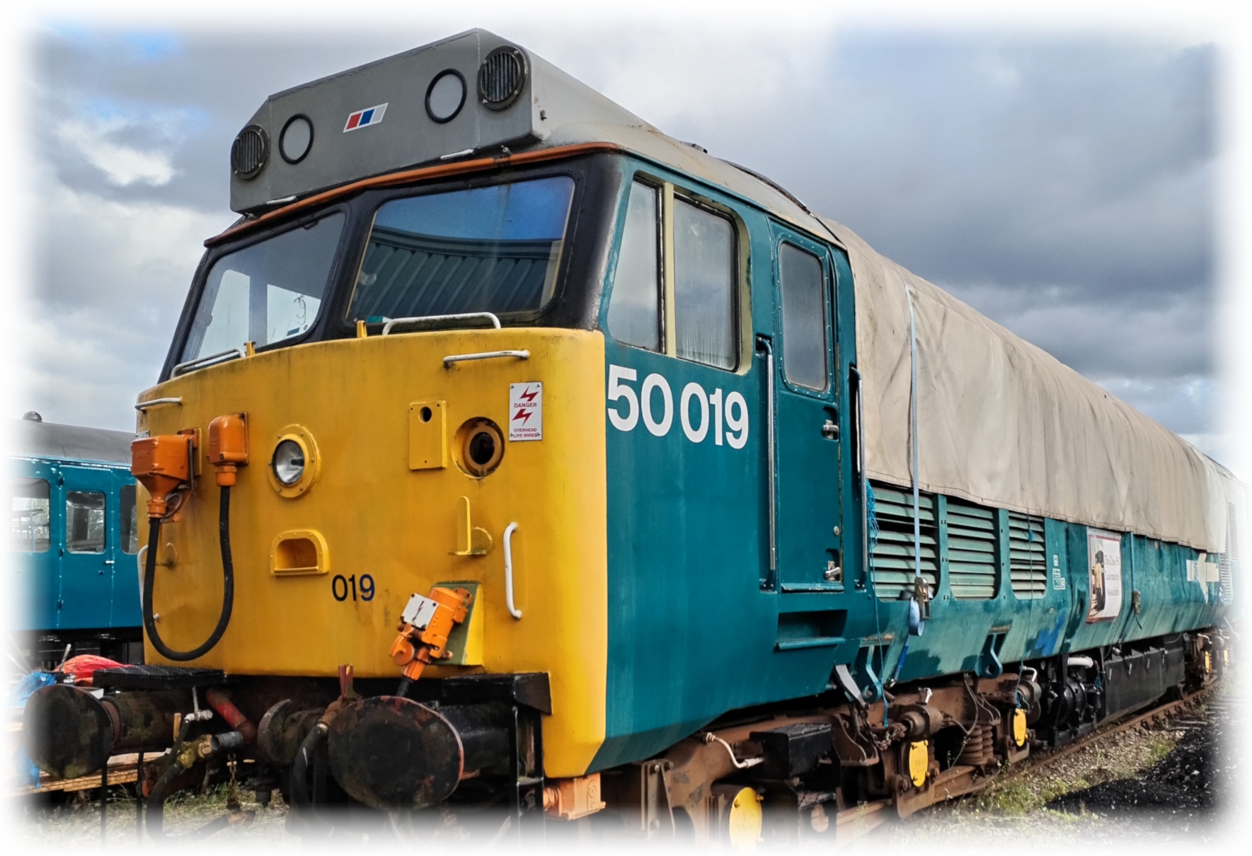 50019 looking splendid in the sunshine...